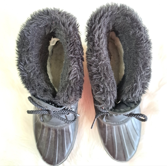 Sorel Canadian snow boots - Picture 9 of 14